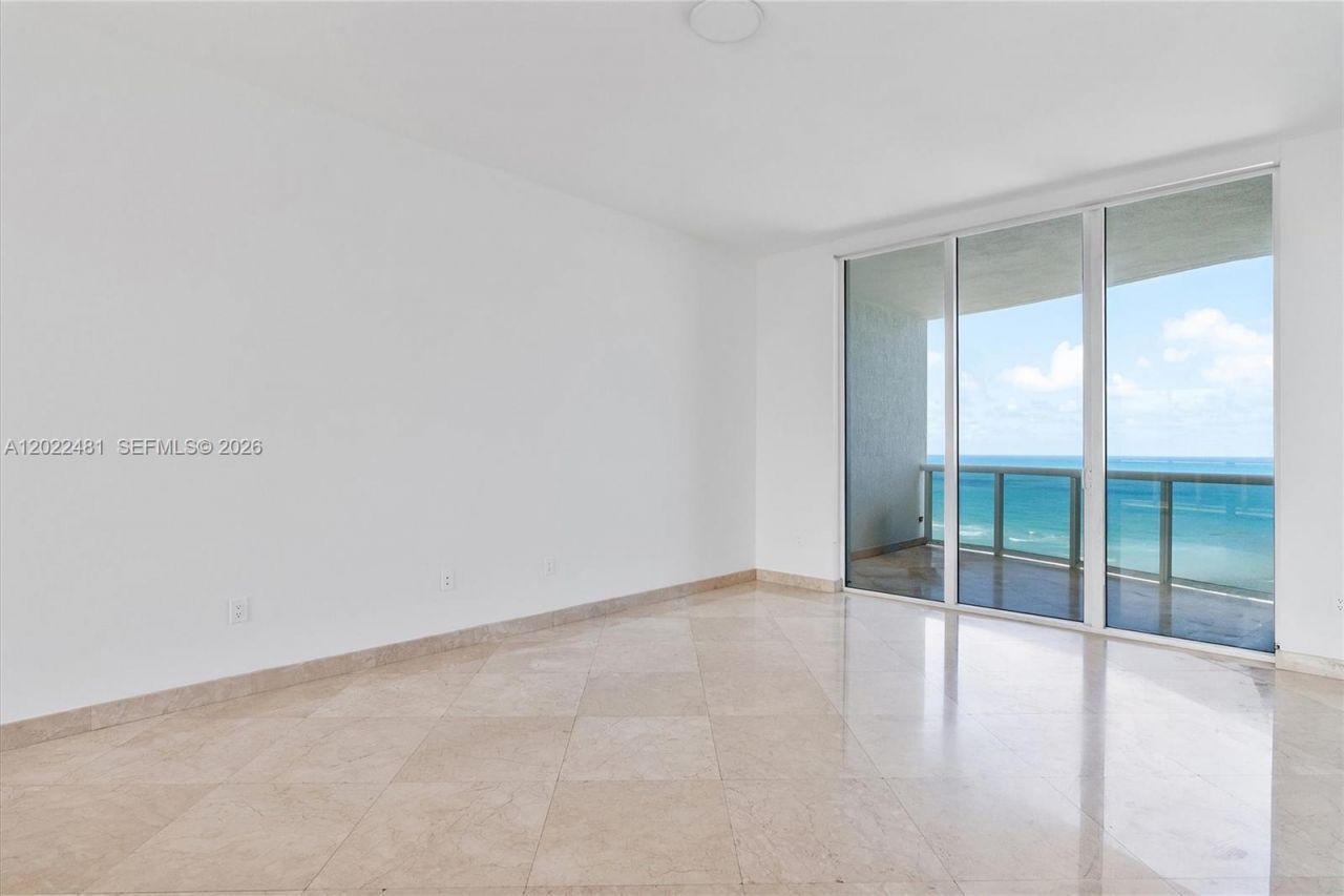 15901 Collins Ave , Unit 904, Sunny Isles Beach, FL 33160 Photo
