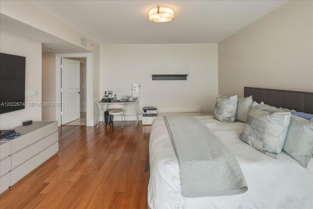 3301 NE 183rd St , Unit 2101, Aventura, FL 33160 Photo