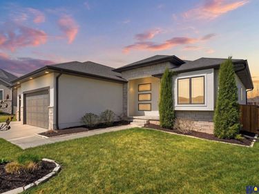 6516 Julia Circle, Lincoln, NE 68516