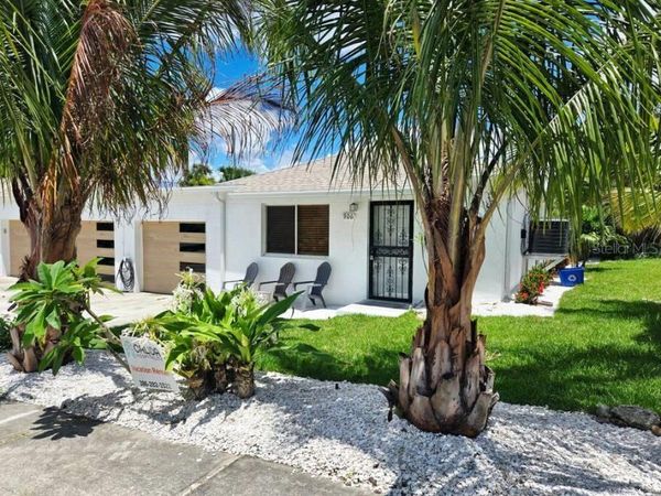 906 E 11TH AVENUE , NEW SMYRNA BEACH, FL 32169