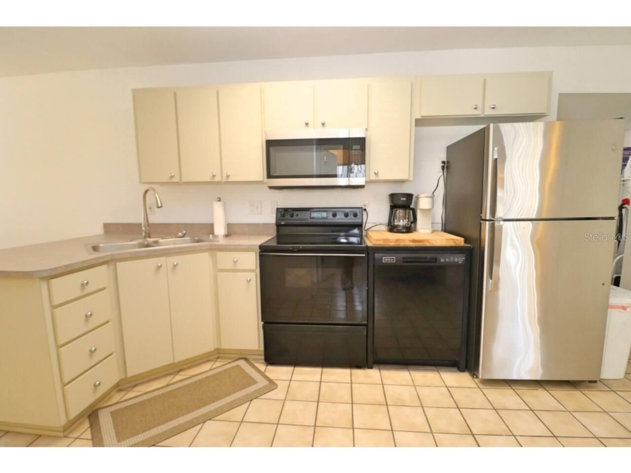 906 E 11th Avenue , New Smyrna Beach, FL 32169 Photo