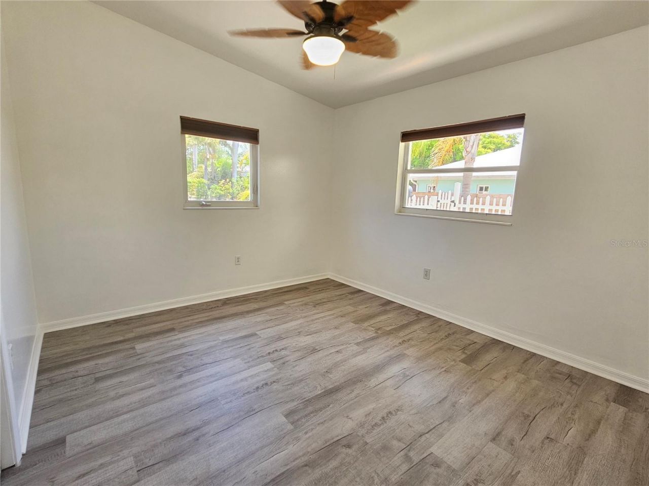 341 Bayshore Drive, Osprey, FL 34229 Photo