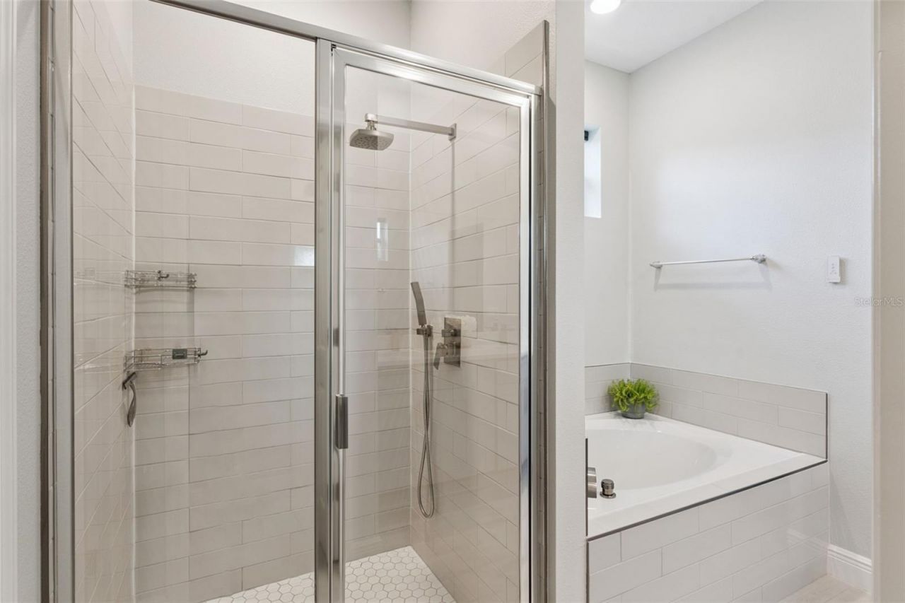 1020 Taproot Drive , Winter Springs, FL 32708 Photo