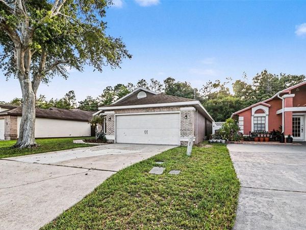 134 CORALWOOD CIRCLE , KISSIMMEE, FL 34743