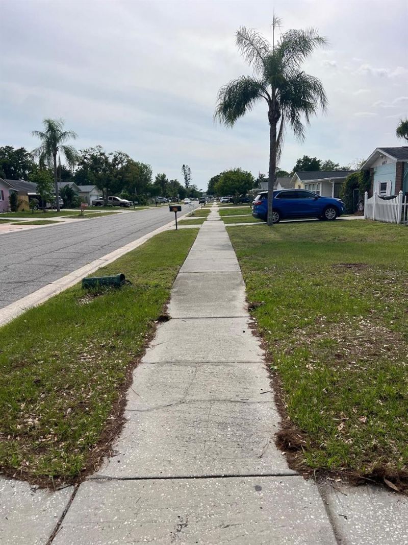 603 65th Avenue W, Bradenton, FL 34207 Photo