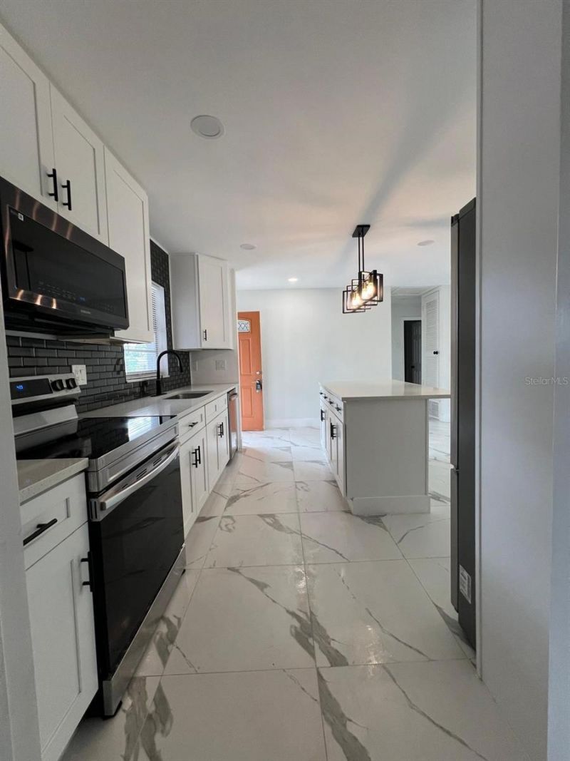 603 65th Avenue W, Bradenton, FL 34207 Photo