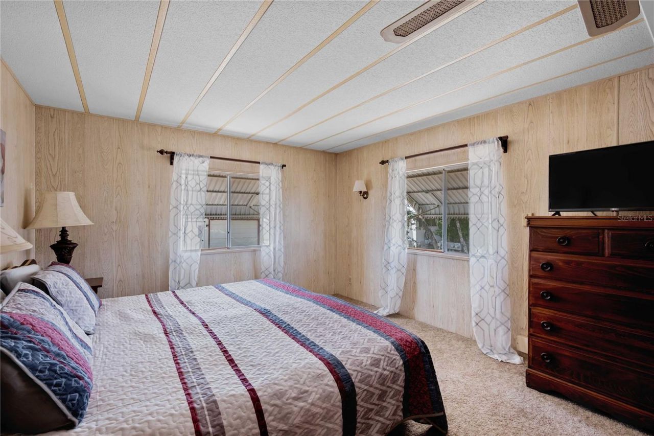 36831 Grace Avenue , Zephyrhills, FL 33542 Photo