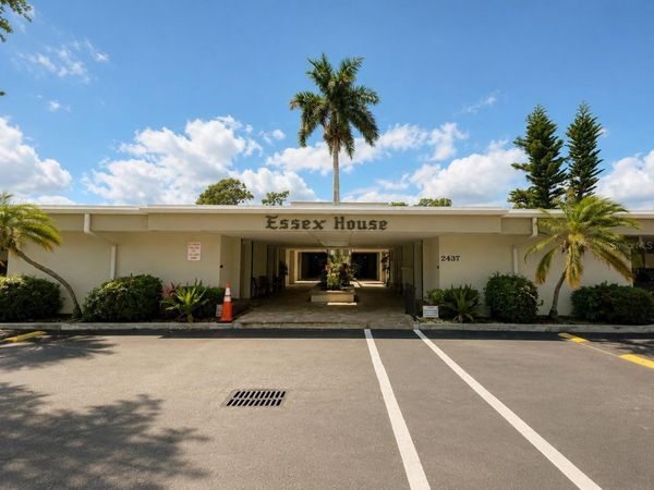 2437 HARBOR BOULEVARD, Unit 102, PORT CHARLOTTE, FL 33952