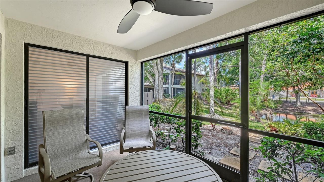 4729 Winslow Beacon, Unit 11, Sarasota, FL 34235 Photo