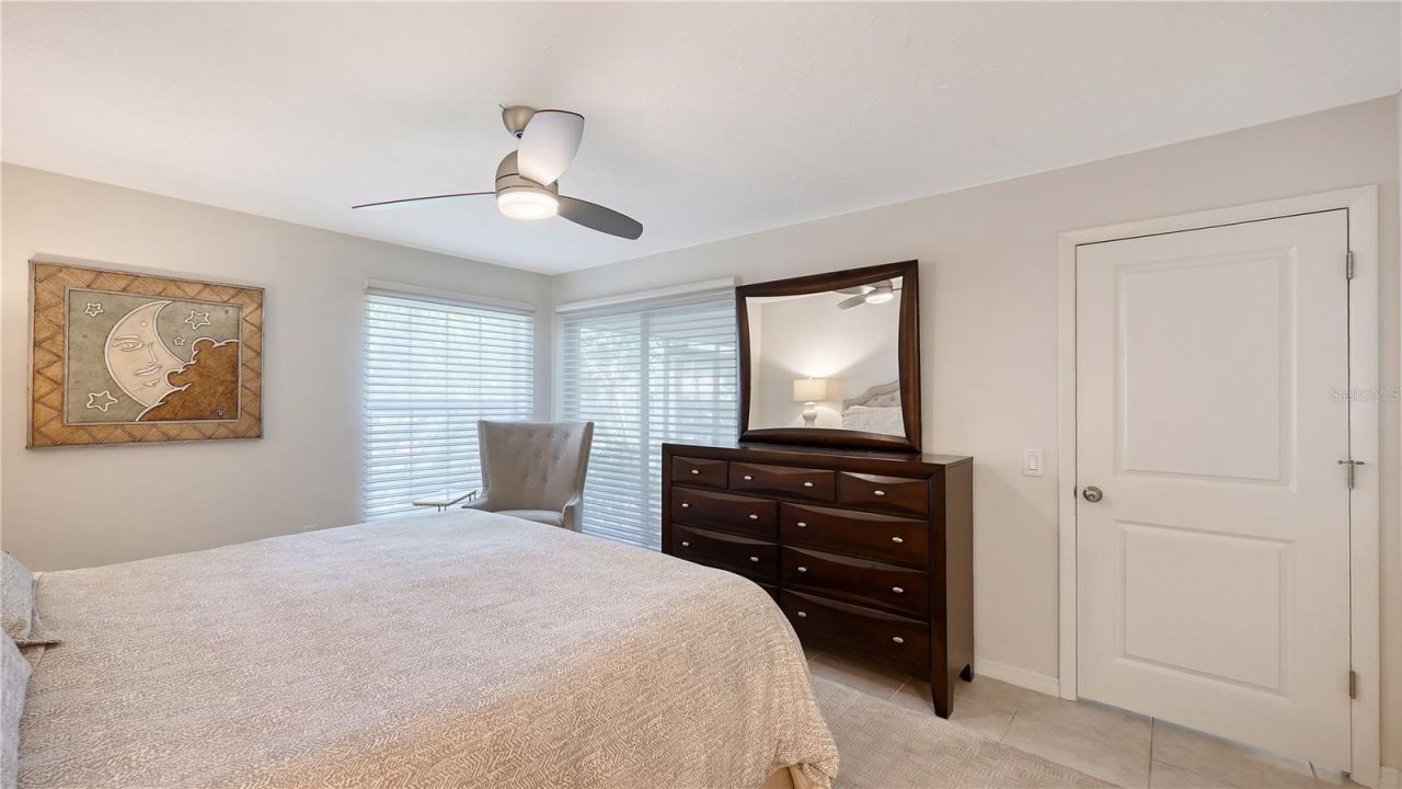 4729 Winslow Beacon, Unit 11, Sarasota, FL 34235 Photo