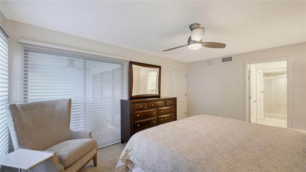 4729 Winslow Beacon, Unit 11, Sarasota, FL 34235 Photo