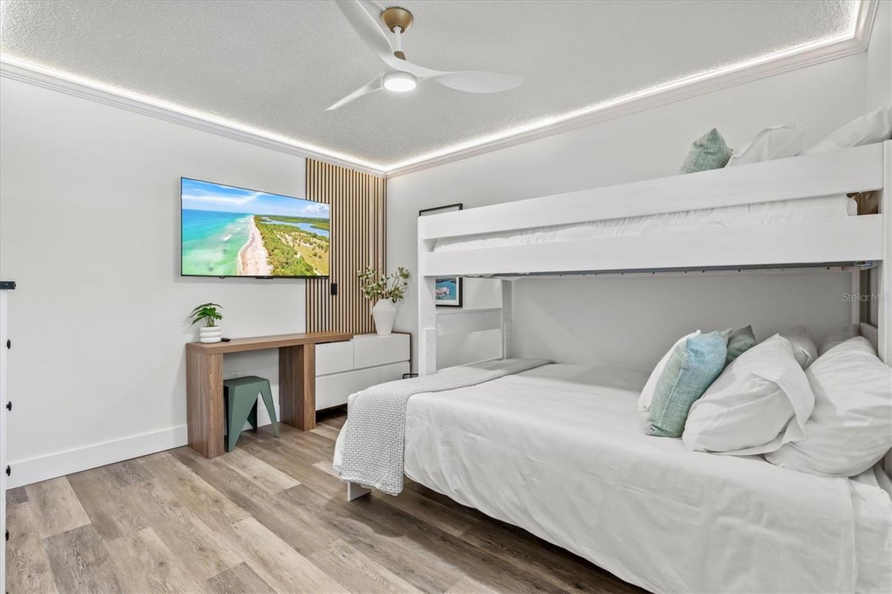 437 Cerromar Lane, Unit 424, Venice, FL 34293 Photo