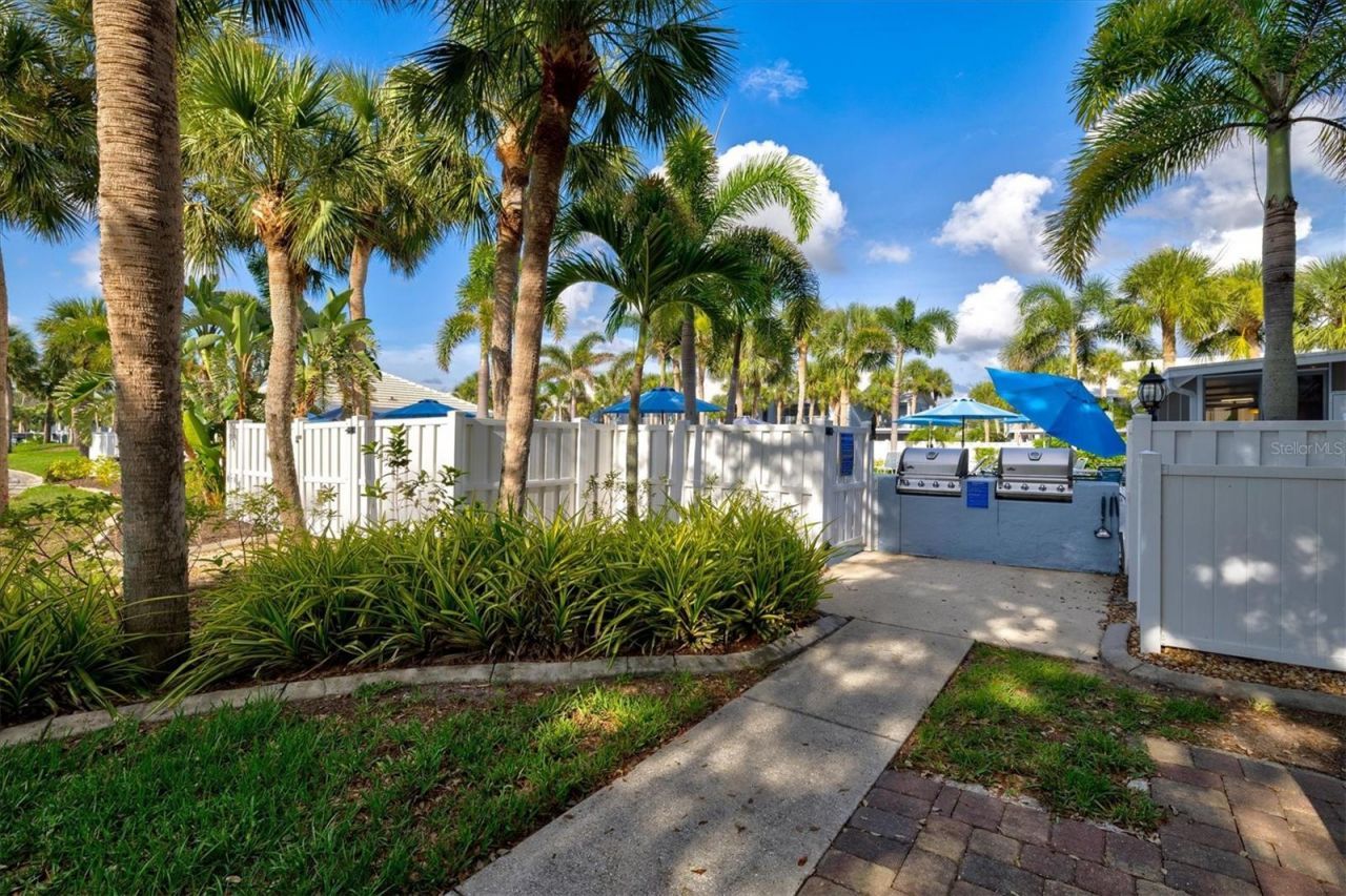 437 Cerromar Lane, Unit 424, Venice, FL 34293 Photo