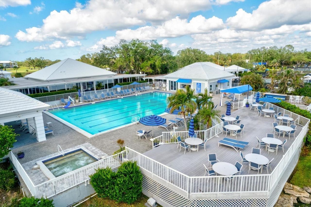437 Cerromar Lane, Unit 424, Venice, FL 34293 Photo