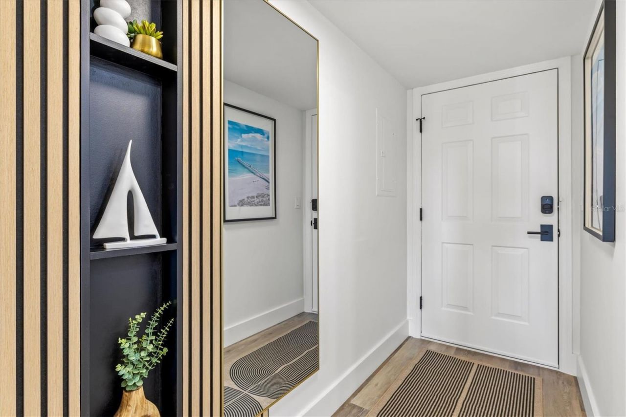 437 Cerromar Lane, Unit 424, Venice, FL 34293 Photo