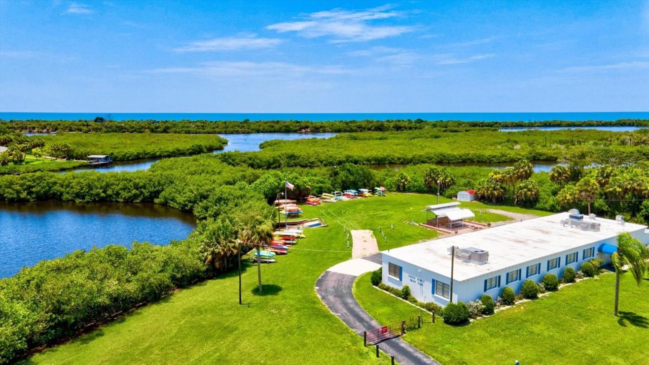 437 Cerromar Lane, Unit 424, Venice, FL 34293 Photo