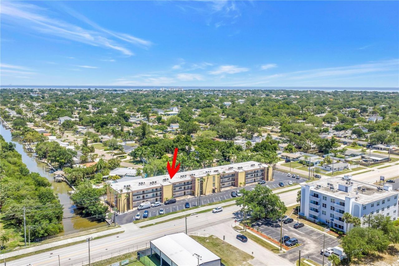 4435 1st Street Ne, Unit 104, Saint Petersburg, FL 33703 Photo