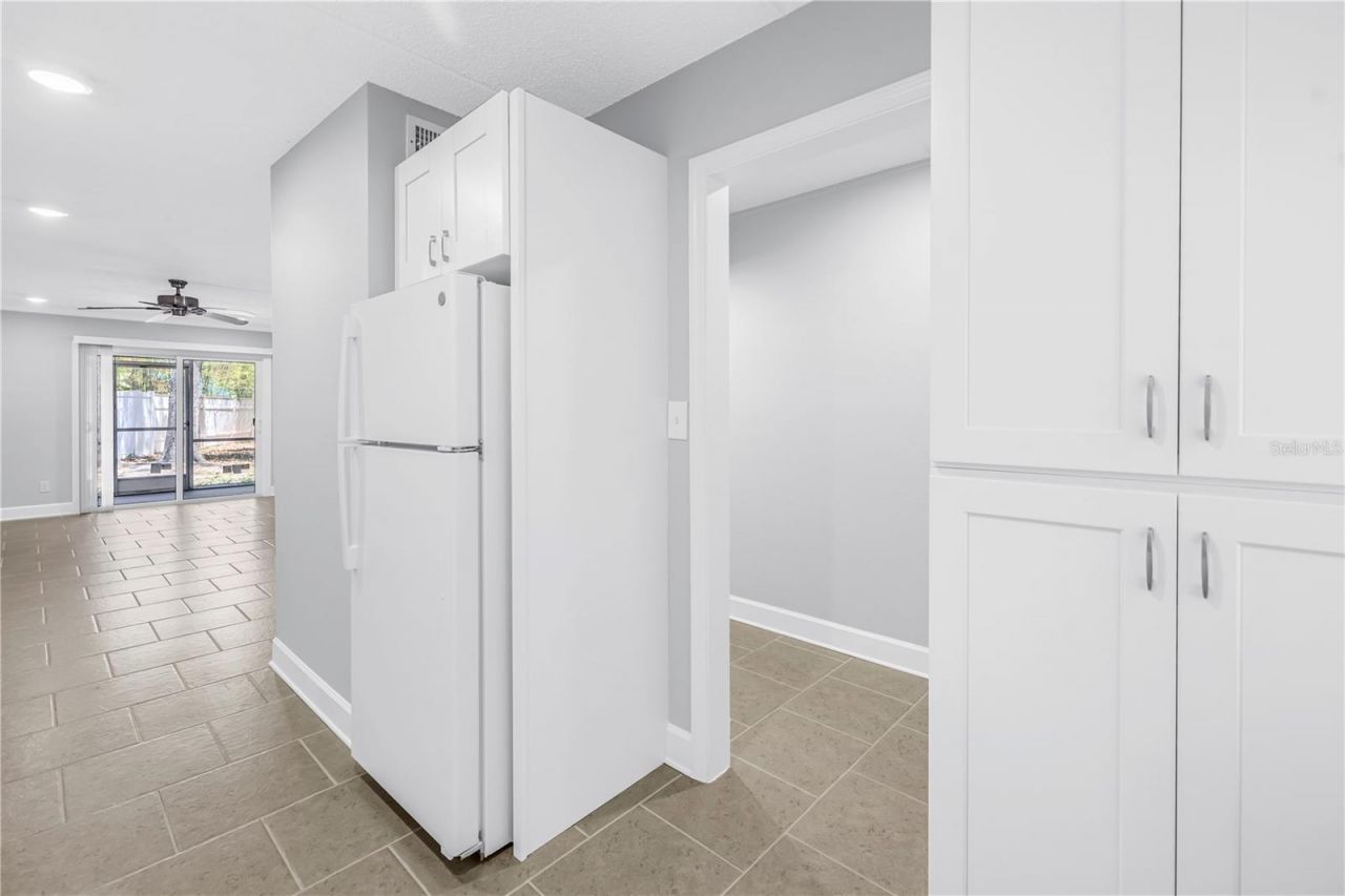 4435 1st Street Ne, Unit 104, Saint Petersburg, FL 33703 Photo