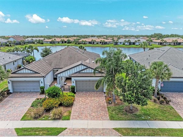 7018 HOLBROOK COVE, BRADENTON, FL 34202