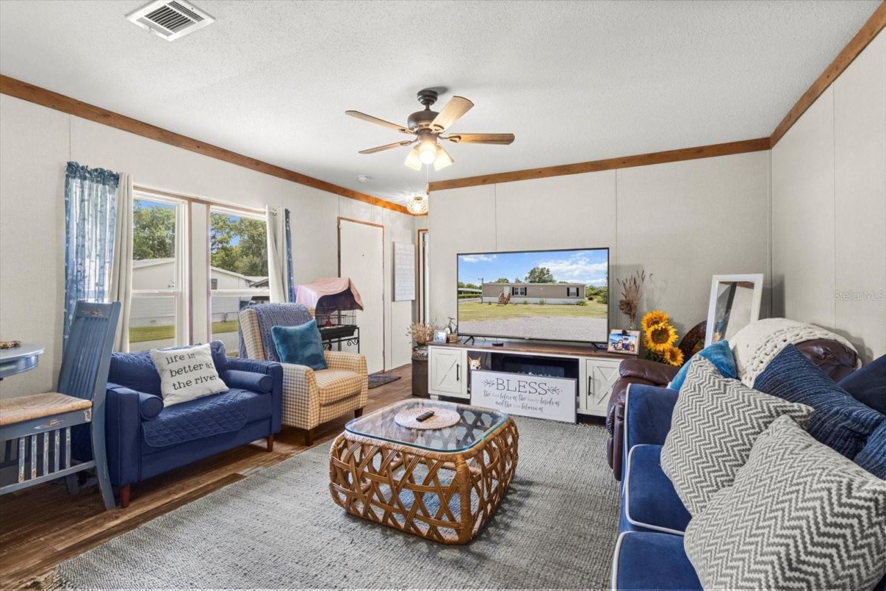 609 S Redbud Terrace , Inverness, FL 34450 Photo