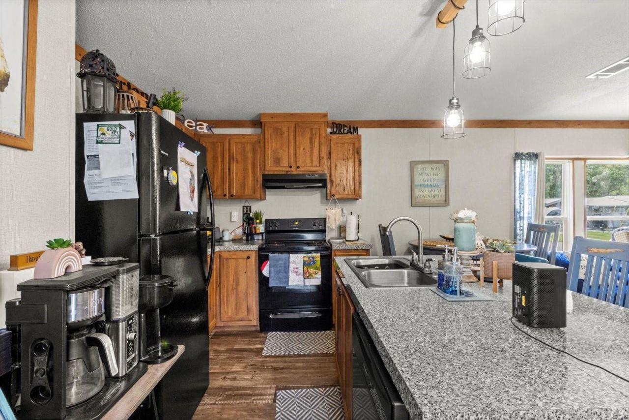 609 S Redbud Terrace , Inverness, FL 34450 Photo