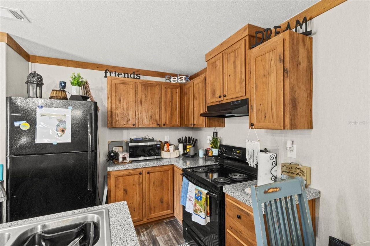 609 S Redbud Terrace , Inverness, FL 34450 Photo