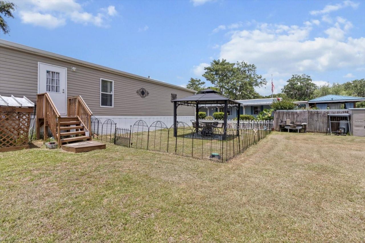 609 S Redbud Terrace , Inverness, FL 34450 Photo