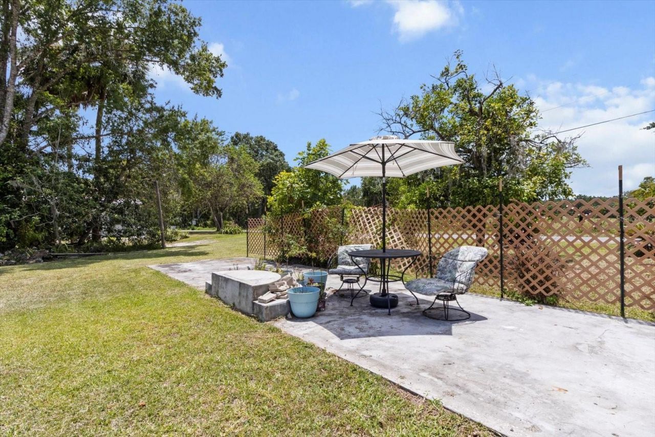 609 S Redbud Terrace , Inverness, FL 34450 Photo