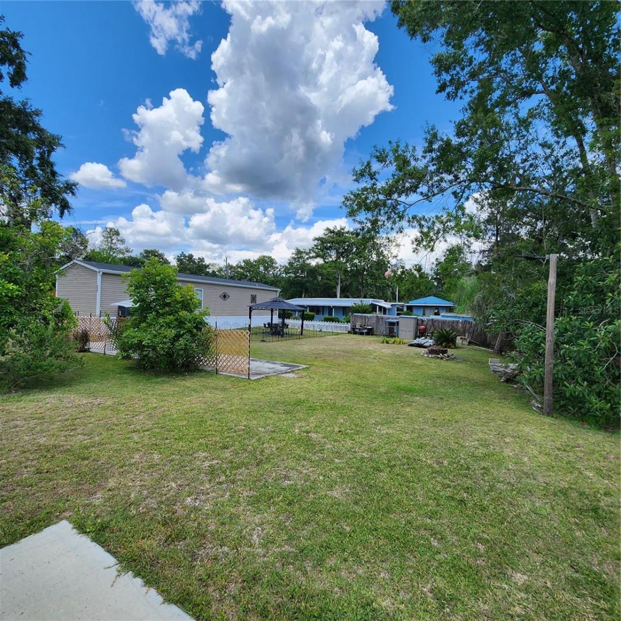 609 S Redbud Terrace , Inverness, FL 34450 Photo