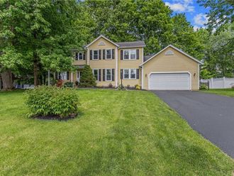 7614 Pico Lane Baldwinsville, NY 13027