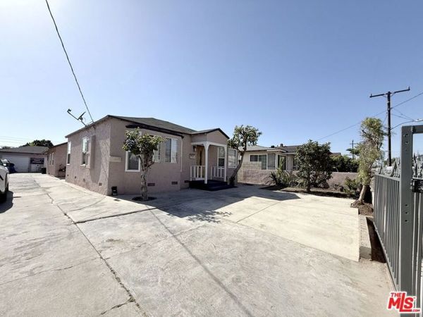 11633 Menlo Avenue, unit A, Hawthorne, CA 90250