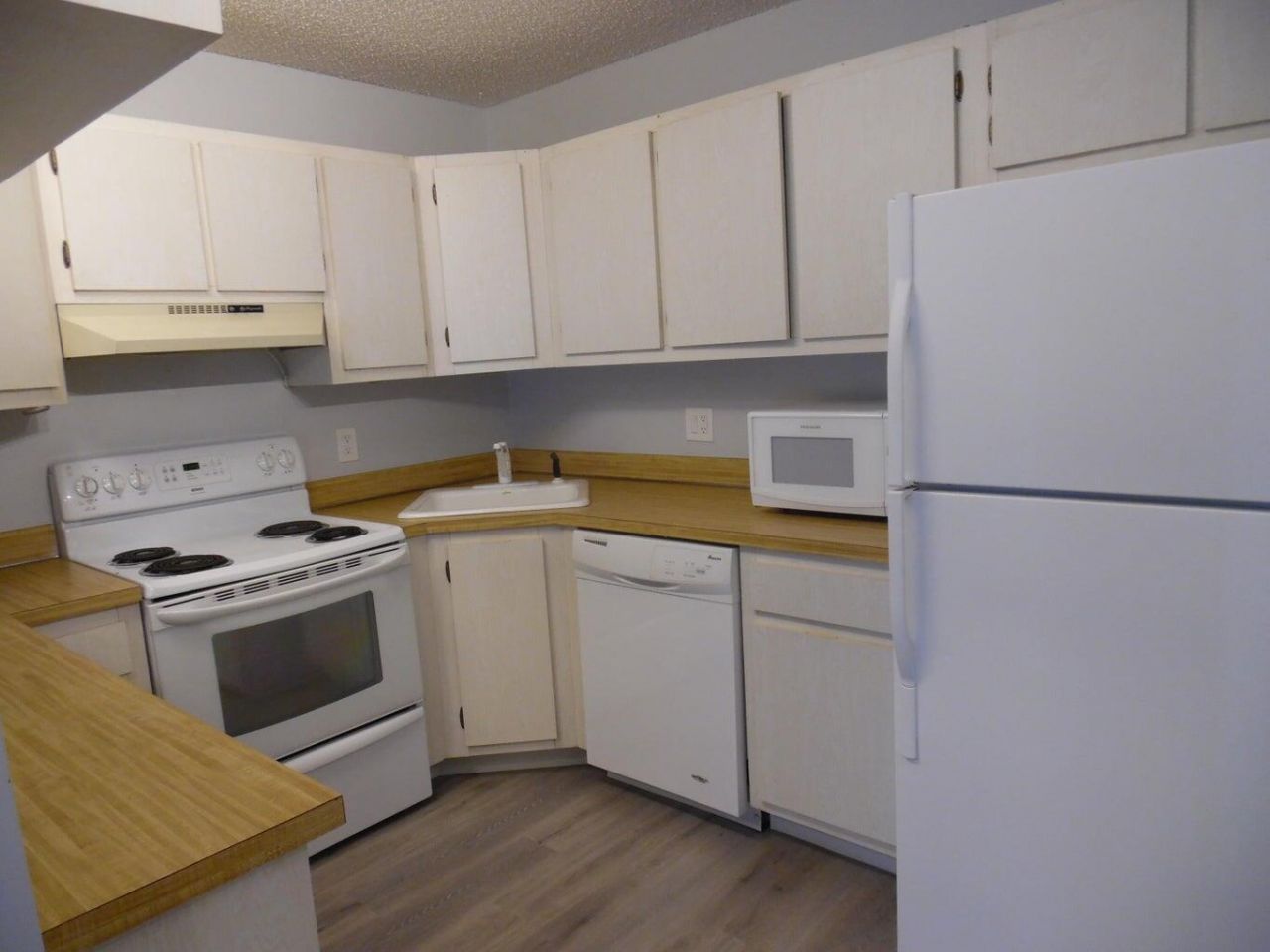 502 Shady Pine Way, Unit D2, Greenacres, FL 33415 Photo