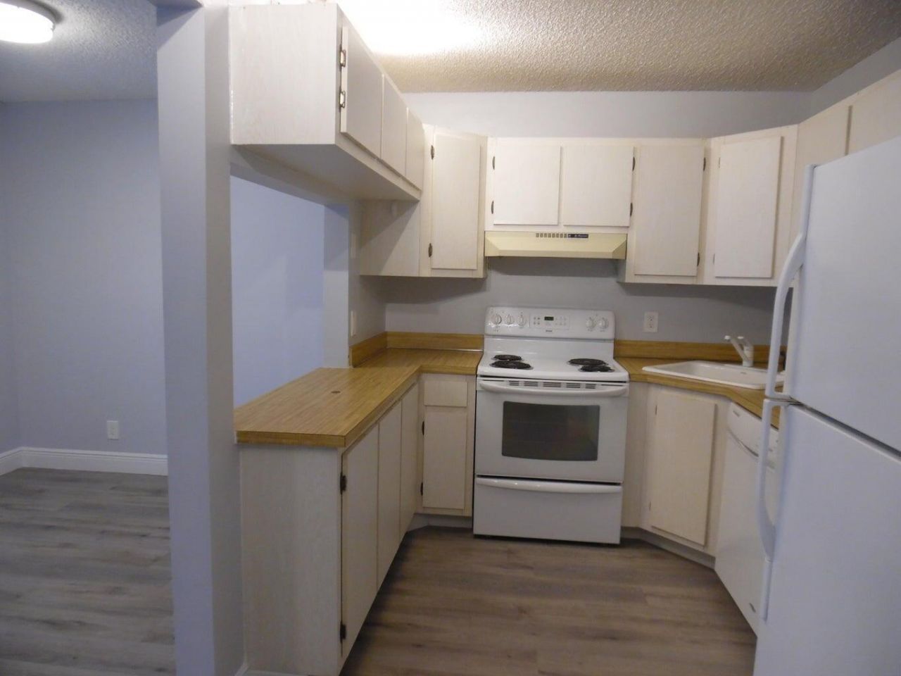 502 Shady Pine Way, Unit D2, Greenacres, FL 33415 Photo
