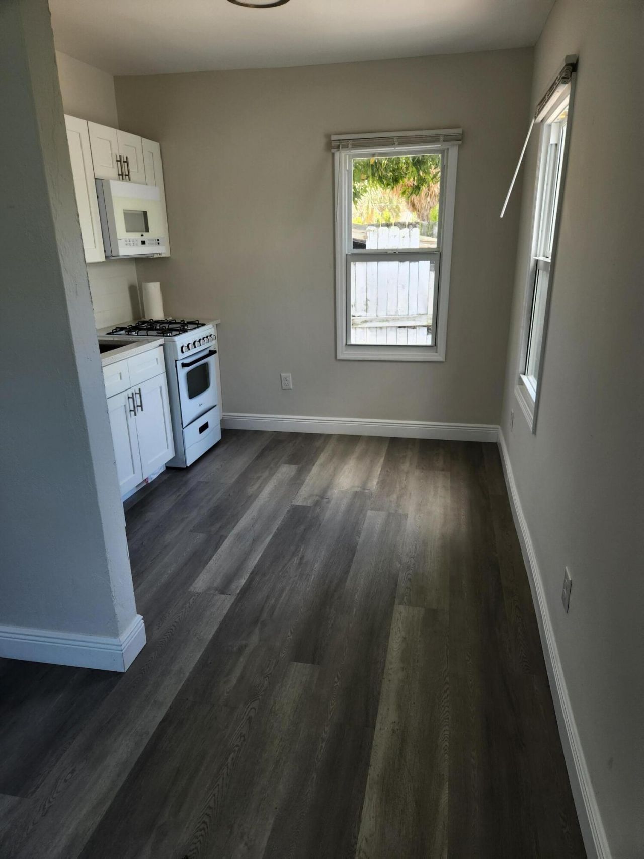 405 B 2nd Avenue S, Unit 405 B, Lake Worth Beach, FL 33460 Photo