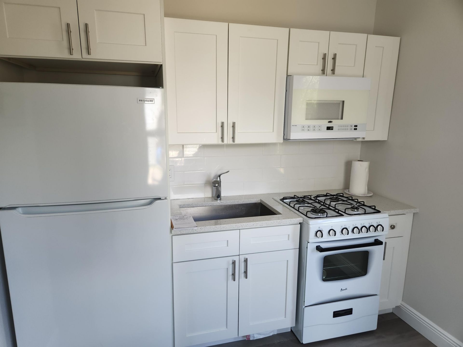 405 B 2nd Avenue S, Unit 405 B, Lake Worth Beach, FL 33460 Photo