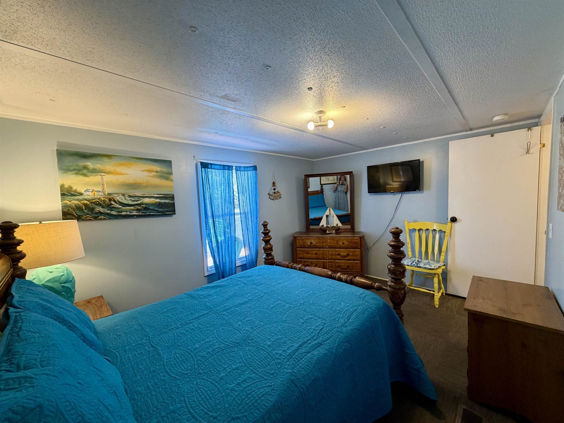 147 Oceanside Dr.  Photo 11