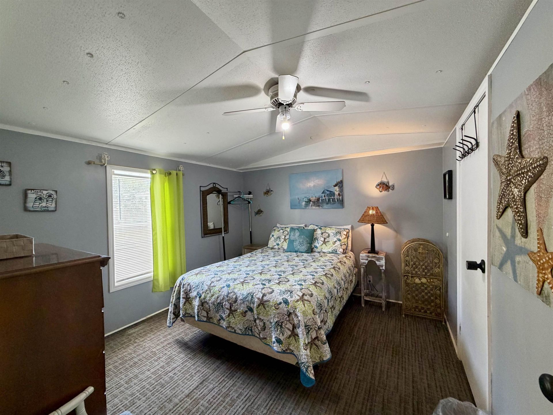 147 Oceanside Dr.  Photo 17