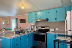 147 Oceanside Dr.  photo 4