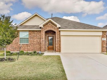 652 Ridgeback Trail, Fort Worth, TX 76052