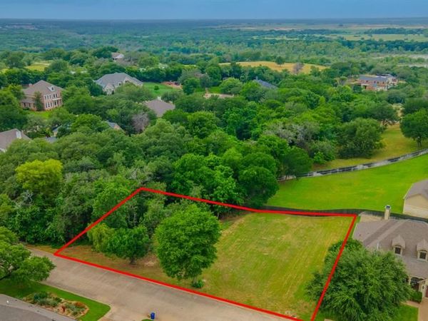17058 Dominion Drive, Woodway, TX 76712