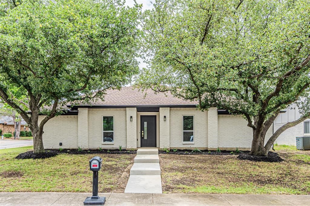 2220 Greenvalley Drive , Carrollton, TX 75007 Main Photo