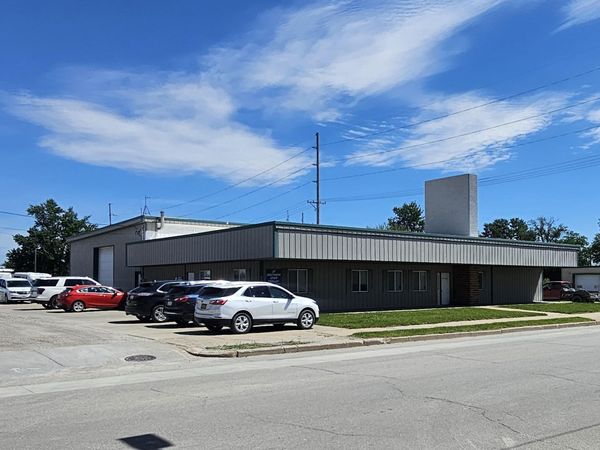 215 E Montgomery Street, Creston, IA 50801