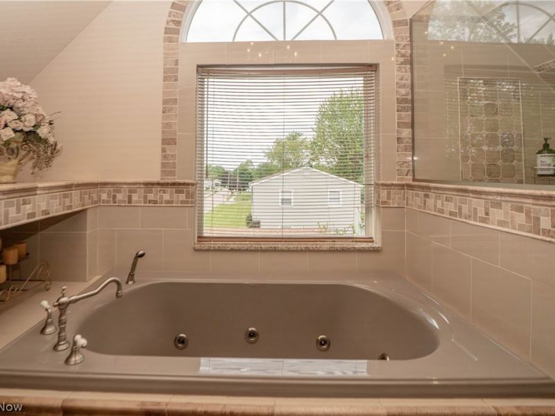 484 Stull Avenue, Akron, OH 44312 Photo 23