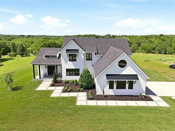 29706 E Easley Road, Lee's Summit, MO 64086