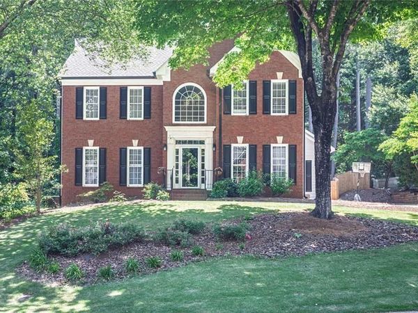 2562 Forest Meadow Lane, Lawrenceville, GA 30043