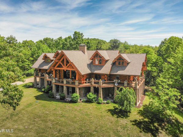 21321 Jade Woods Drive, Bristol, VA 24202