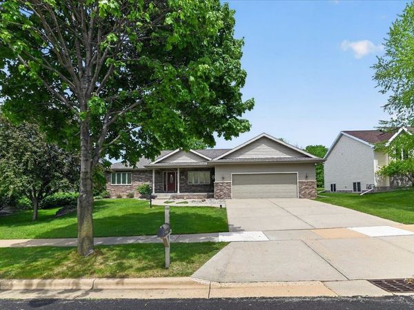 409 Badger Lane, Waunakee, WI 53597