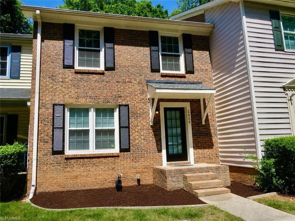 2424 Cottage Place , Greensboro, NC 27455