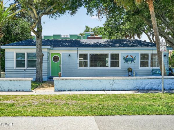 731 N Oleander Avenue, Daytona Beach, FL 32118