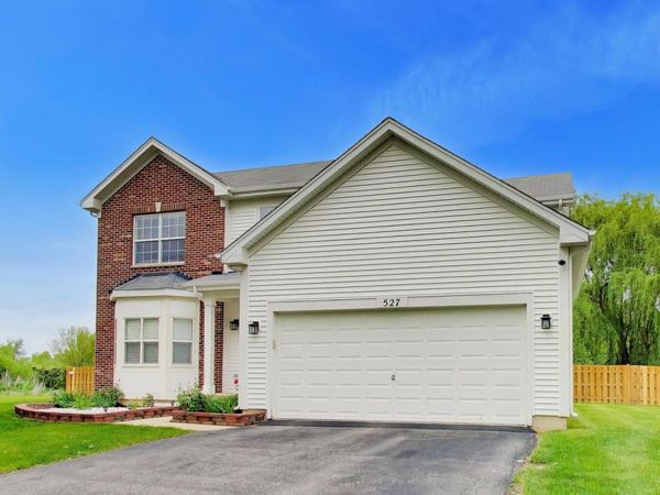 527 W Mara Lynn Court , Round Lake, IL 60073